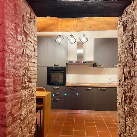 Fusion Loft - Town Of Stone Apartment